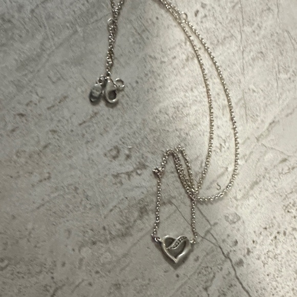 Pandora Heart Pendant Necklace - Picture 2 of 5